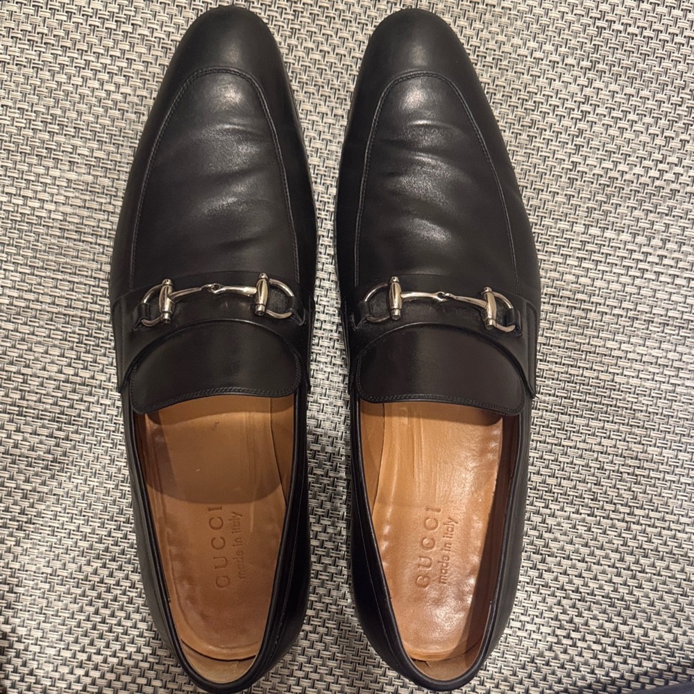 Gucci Black Leather Loafers with Metal Accent